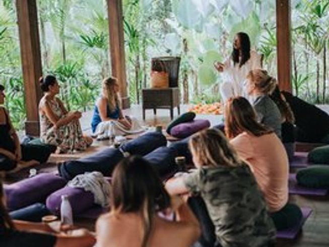 5 Day Magnetic Transformational Womens Retreat With Megan Lambert In