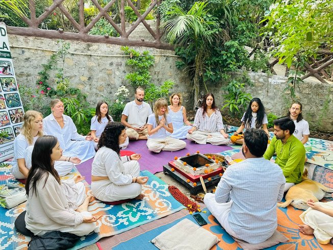 3 Day Yoga And Meditation Retreat In Rishikesh India