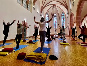 3 Tage Yoga-Intensiv-Wochenende im Kloster Waldbreitbach, Deutschland