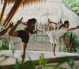 531 jours en formation de professeur avancée de hatha yoga 300h avec guérison sonore gratuite à Bali, Indonésie - Photo 1