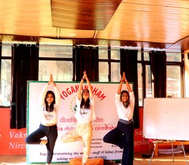 1024 Daagse 200-Uurige Intensieve Yoga Docentenopleiding in Rishikesh, India - Photo 1