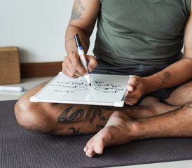 100-Uur Online Yin Yoga Docentenopleiding over 5 Weekenden - Photo 4