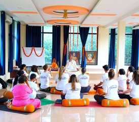 12 Tage 100-Stunden Yogalehrer Ausbildungskurs in Rishikesh, Indien - Photo 4