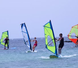 8-Daagse Windsurfkamp Retreat in Corralejo, Fuerteventura, Spanje - Photo 2