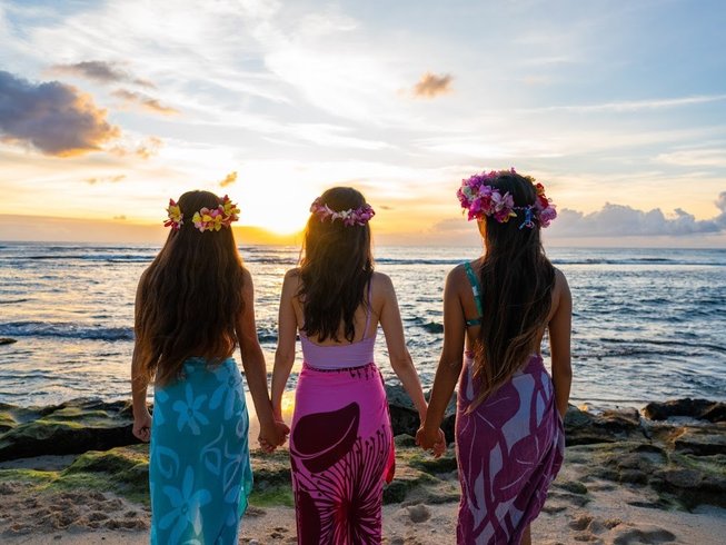 Purple Yoga Hawaii in Honolulu