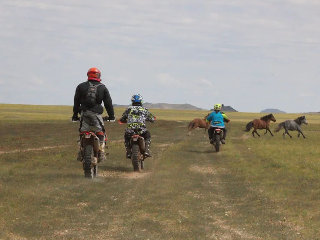 3 Day Guided Motorcycle Tour in Mongolia photo 4