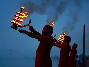 7 Day All-Inclusive Yoga Retreat with Sightseeing Tour in Rishikesh, India
