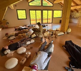 3 Día Retiro de Yoga "Cuidado y relajación" en Grand-Bornand, Francia - Photo 4