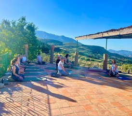 7 días de curso de profesorado de yin yoga de 50 horas con trabajo de respiración y meditación en Málaga, España - Photo 5