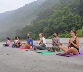 83 días de retiro de sanación con sonido y yoga en Rishikesh, India - Photo 1