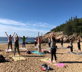 14-Daagse Zomerse Yoga Vakantie met Begeleide Wandelingen, SUP en Zeilen in Acadia National Park, Maine, Verenigde S - Photo 1
