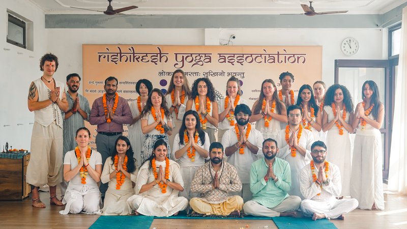 13 Daagse 100-urige Beginners Multi Stijl Yoga Docentenopleiding in Rishikesh, India