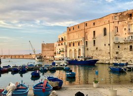 Monopoli Retreats und Reisen