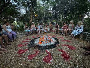 5 Day Alma Retreat Into Your Soul - Breathwork and Tarot in Chemuyil, Mexico