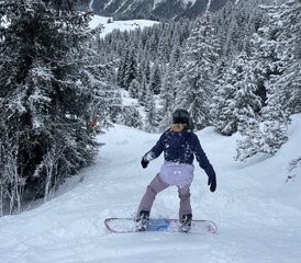 8 días de retiro de bienestar invernal y claridad en Meribel, Francia - Photo 3