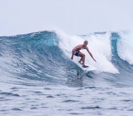 118-Daagse Verblijf en Surfkamp voor Beginners of Halfgevorderden in Thimarafushi, Malediven - Photo 1