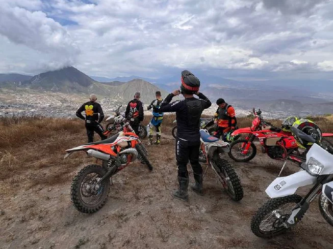 Guided Arbol Solitario and Calacali Motorcycle Day Tour from Quito, Ecuador photo 5