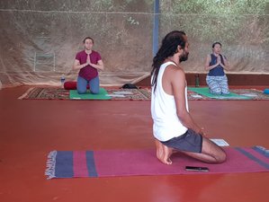 25 Tage 200-Stunden Vinyasa Yogalehrer Ausbildung in Gokarna