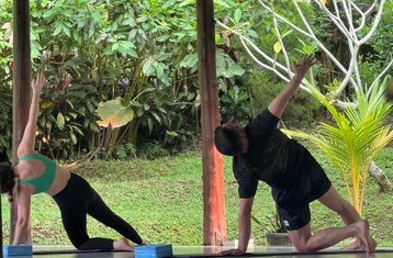 4-Daagse Yoga‑ en Meditatie‑Retraite met Authentieke Balinese Culturele Activiteiten in Sesandan, Indonesië