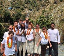 26 Tage 300-Stunden fortgeschrittene Yin-Yogalehrerausbildung in Dharamshala, Indien - Photo 2