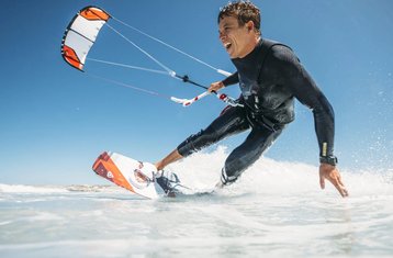 3 Day Kitesurfing Holiday in Brisbane, Australia