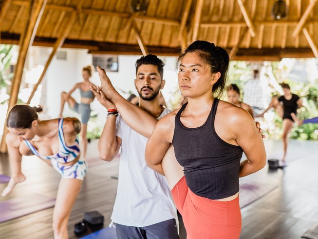 7 Day 50-Hour Art of Adjustments Yoga Teacher Training in Ubud