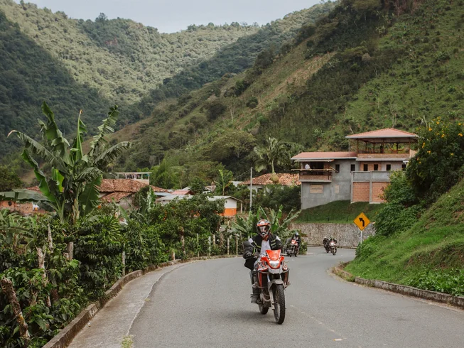 4 Day Coffee and Cocora Guided Motorcycle Tour in the Salento Region of Colombia photo 5