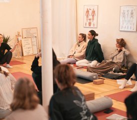 7 jours en stage de formation de professeur de yoga prénatal 50 h à Barcelone, Espagne - Photo 2