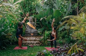 8 Day Personalized Luxury Couple's Retreat with Romantic Dinner, Cooking Class and More in Indonesia