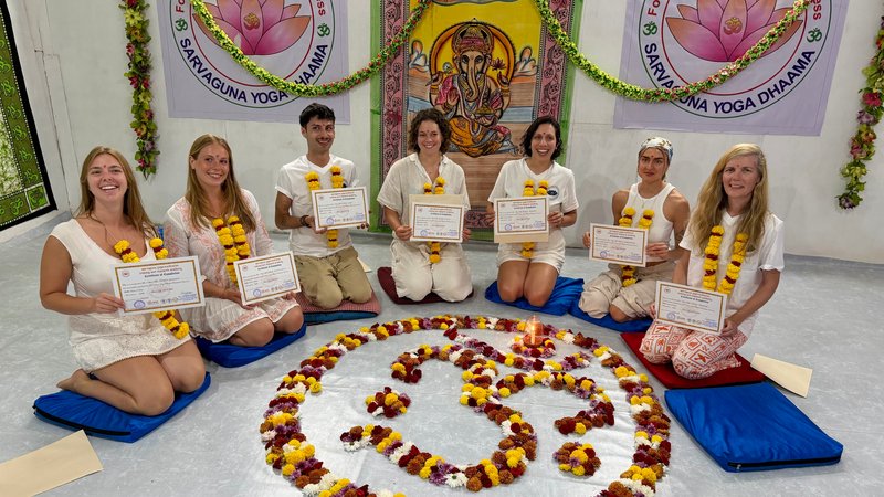 15 Tage 100-Stunden Meditationslehrer Ausbildung in Dharamsala, Himalaya, Indien
