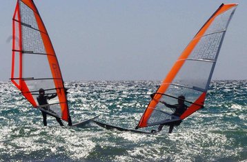 3 días de formación dinámica de windsurf para todos los niveles en Marbella - Estepona - Costa del Sol, España