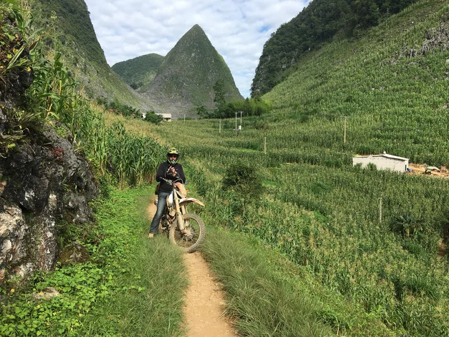 6 Day Amazing Motorbike Tour To Ha Giang in Vietnam photo 3
