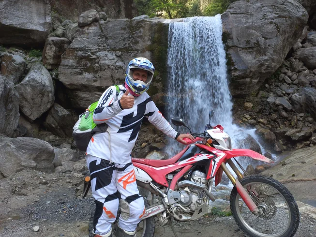 9 Day Motorcycle Tour in Nepal: Discover the World's Highest Lake (Tilicho Lake) photo 2
