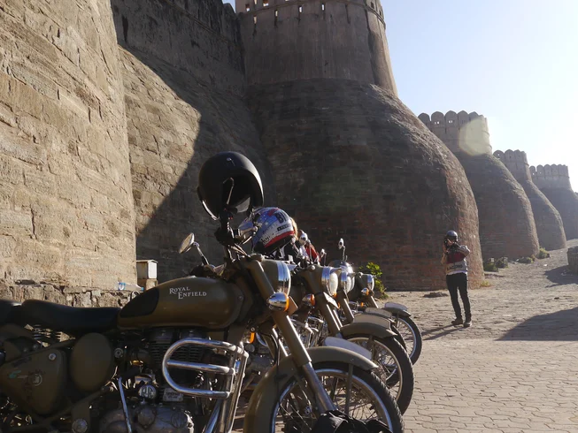 14 Day Rajasthan the Land of Kings Guided Motorbike Tour in India photo 3