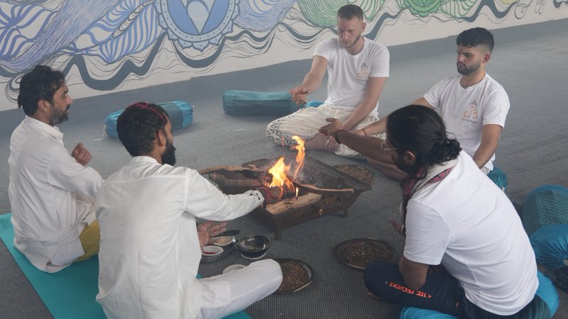 28 Daagse 300-Urige Multi Style Yoga Docentenopleiding in Dharamshala, India