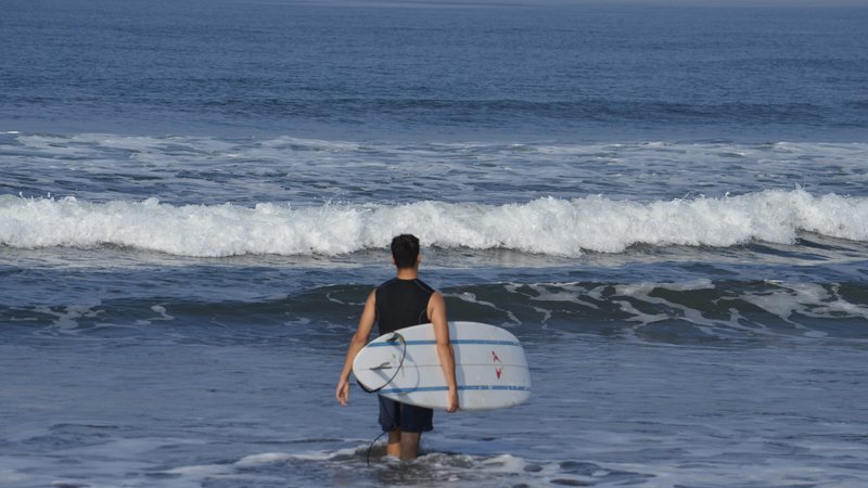 15 Day Challenging Beginner and Intermediate Surf and Stay Holiday in Medewi, Bali