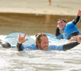 15 Tage Surf Camp für Paare, Freunde und Familie am Las Canteras Beach auf Gran Canaria, Spanien - Photo 1
