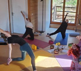 3 jours en stage de yoga, naturopathie et tuina: détox du foie, en Savoie, France - Photo 2