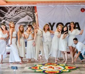 028 días de profesorado de yoga de 300 horas en Bali, Indonesia: Amplía tus horizontes - Photo 1