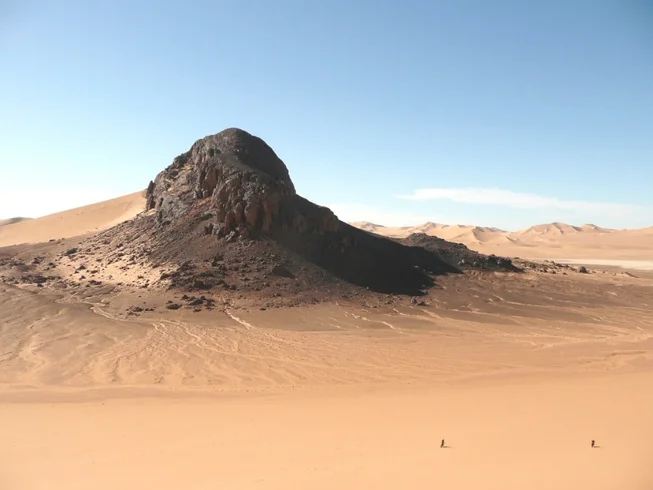 8 Day Magic of Tadrart Acacus: Guided Enduro Motorcycle Tour in the Sahara Desert, Southeast Algeria photo 6