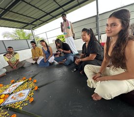 10 jours-85h en formation de professeur de yoga prénatal et postnatal au Kerala, Inde - Photo 3