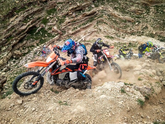 Enduro holidays 2024