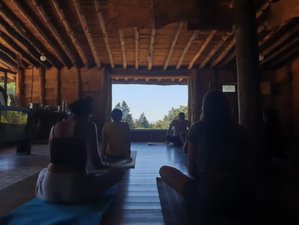 4 Day Yoga, Mindfulness, and Hiking Retreat in Málaga
