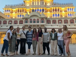6 Day Affordable Golden Triangle Indian Culture and Yoga Tour in Delhi, Agra and Jaipur