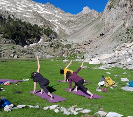 2 días en retiro de yoga, pranayama y trekking de montaña en Valle de Benasque, Aragón, España - Photo 3