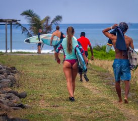 7 Tage Zwischen Weißer Brandung und Grünen Wellen: Blue Surf Coaching in Medewi, Bali, Indonesien - Photo 4
