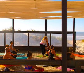 98-Daagse In Balans Bewegen De Retreat in Ericeira, Portugal met Yoga, Surf, Healing en Dans - Photo 1