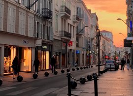 Cannes Retreats & Trips