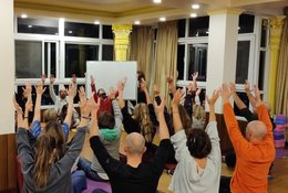 10 jours en stage de méditation et de pranayama (respiration) en ligne en direct pour votre être intérieur