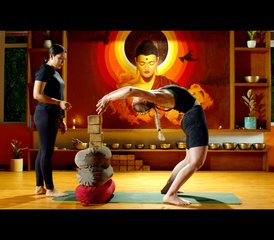328 días de profesorado de yoga de 300 horas de Hatha, Yin, Vinyasa y Ashtanga en Katmandú, Nepal - Photo 1